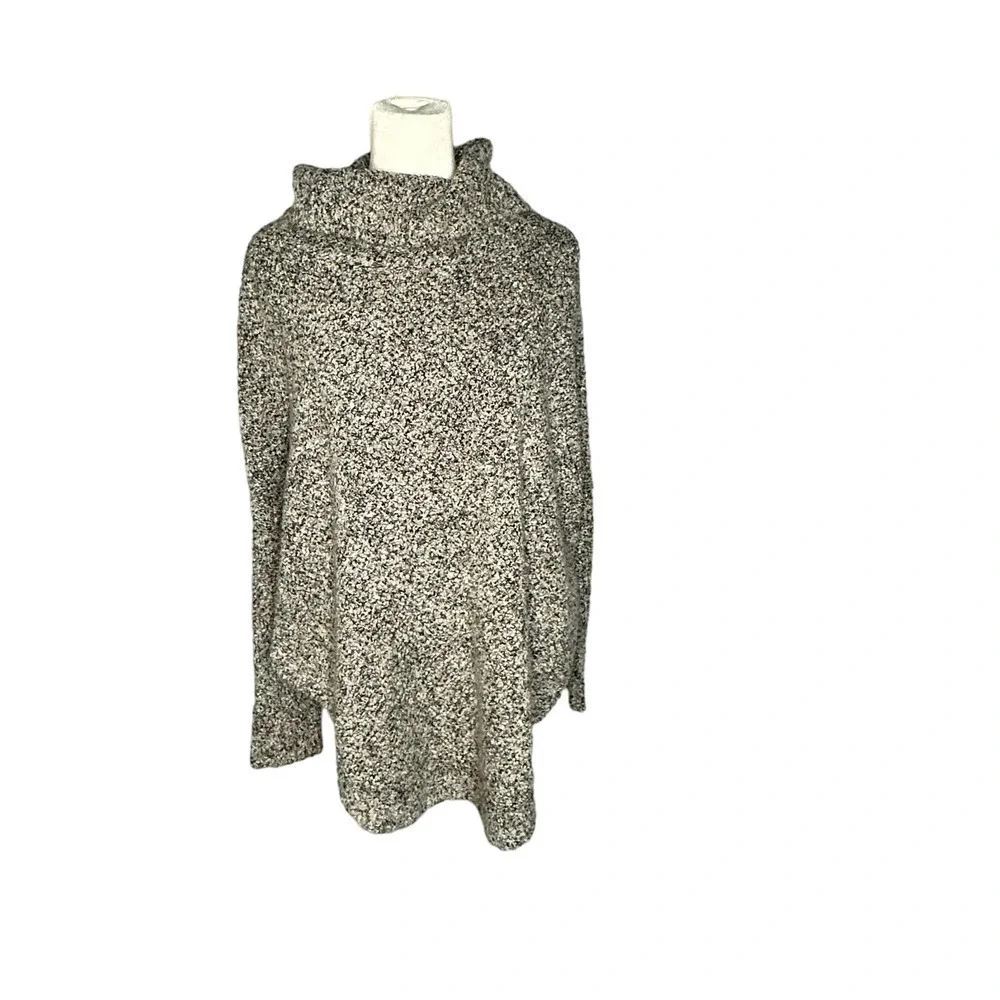 Grace Turtleneck Gray Poncho Style Sweater S / M - Picture 1 of 6
